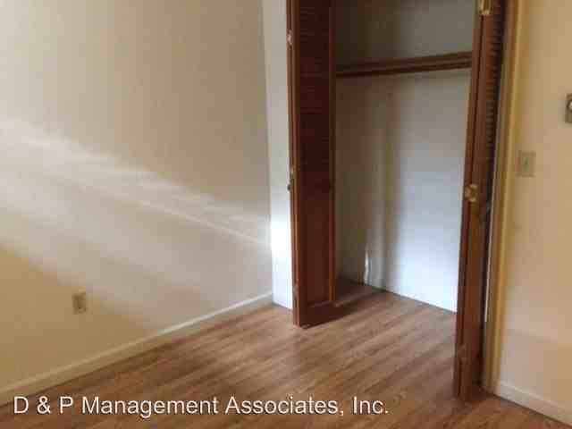 118 Miller St - Photo 3 of 4