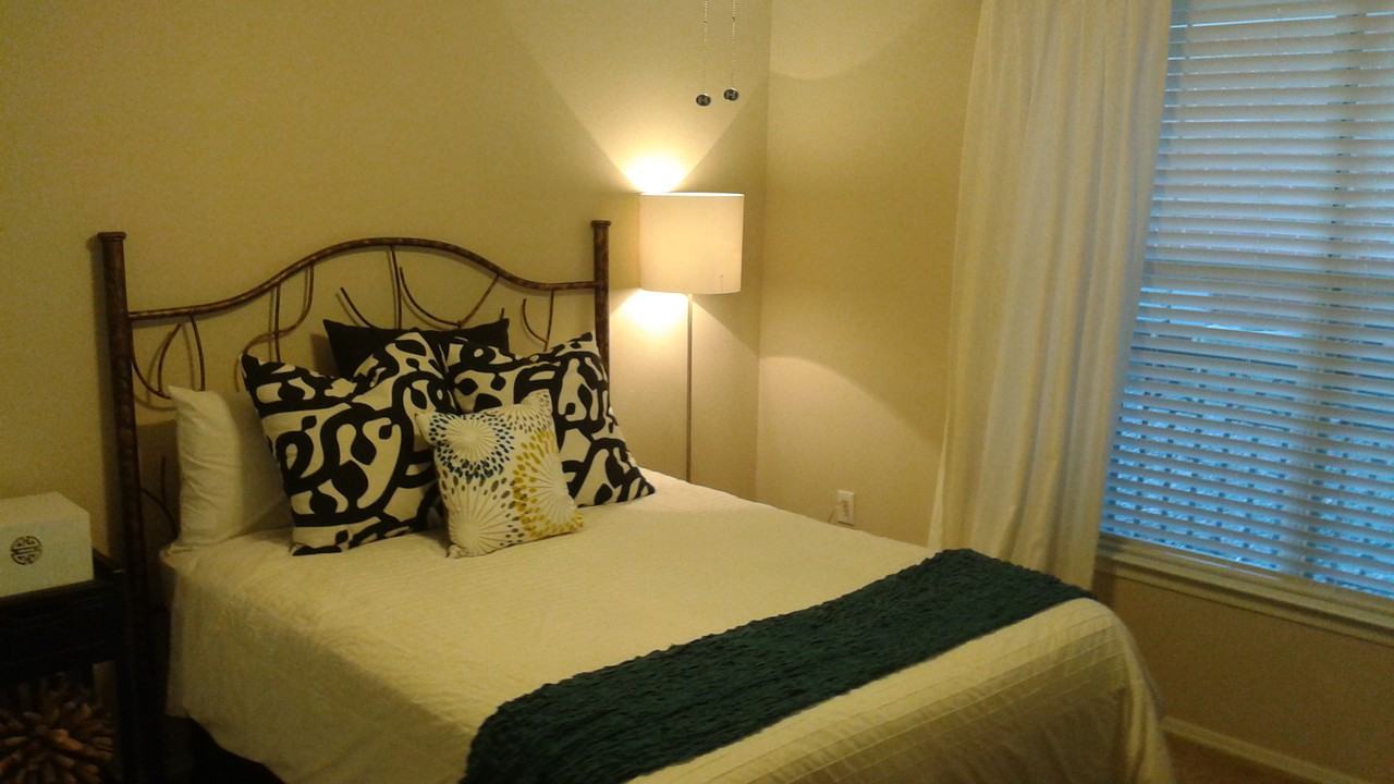 N Good Latimer Expy & Gaston Ave - Photo 3 of 6