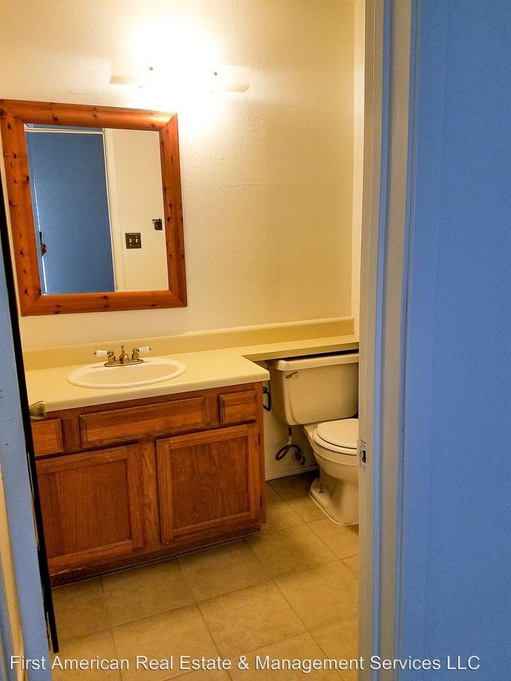 85 Winchester Dr - Photo 2 of 27