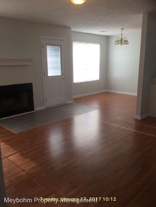 801 Spruce St - Photo 2 of 12