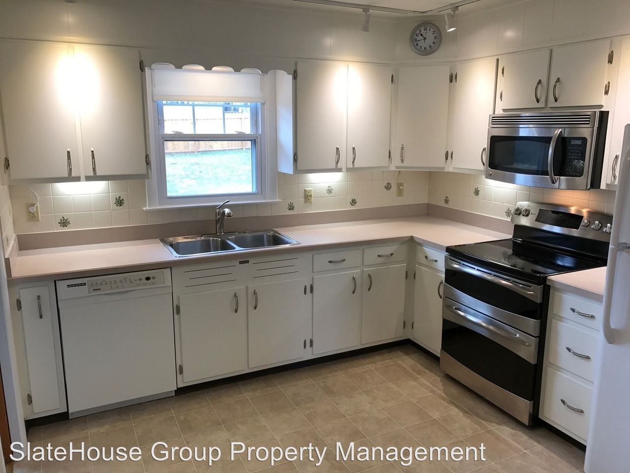 3416 Eisenhower Ave - Photo 3 of 13