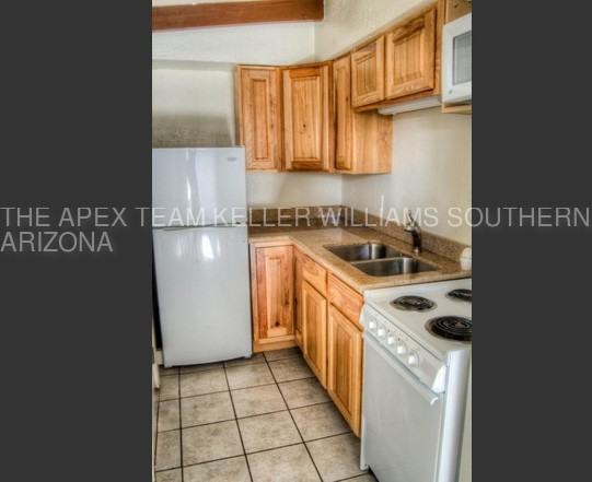 751 E Waverly St - Photo 2 of 4