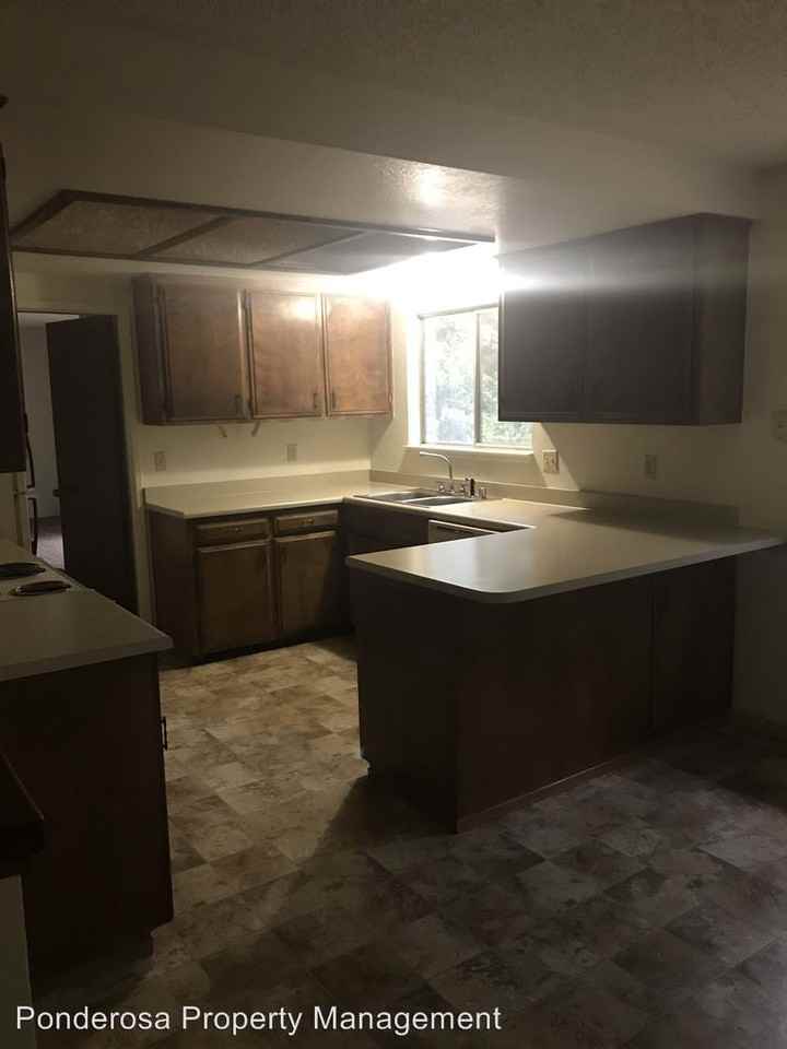 14374 Clarion Way - Photo 2 of 8