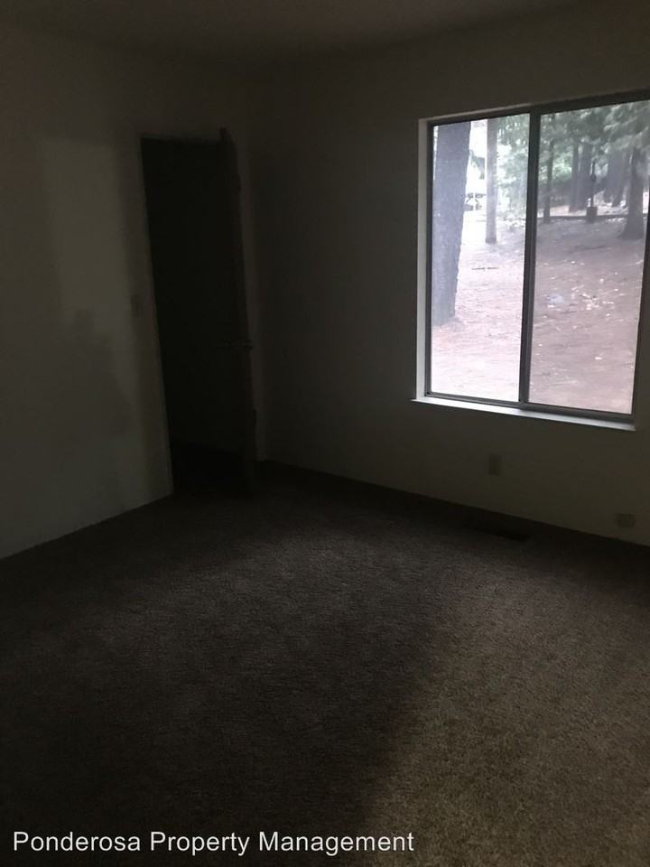 14374 Clarion Way - Photo 3 of 8