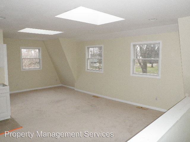 70550 Main St - Photo 2 of 6