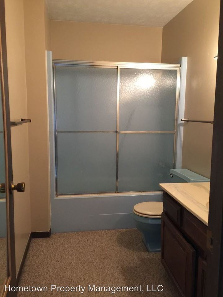 19 Brown Ave - Photo 3 of 8