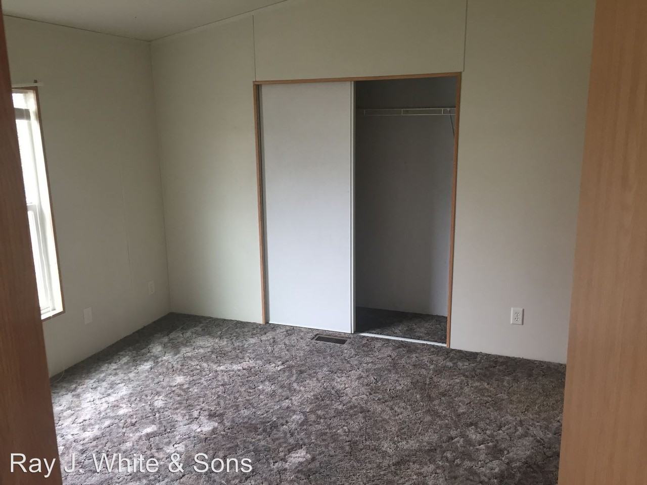 2037 Birch Ave - Photo 3 of 6