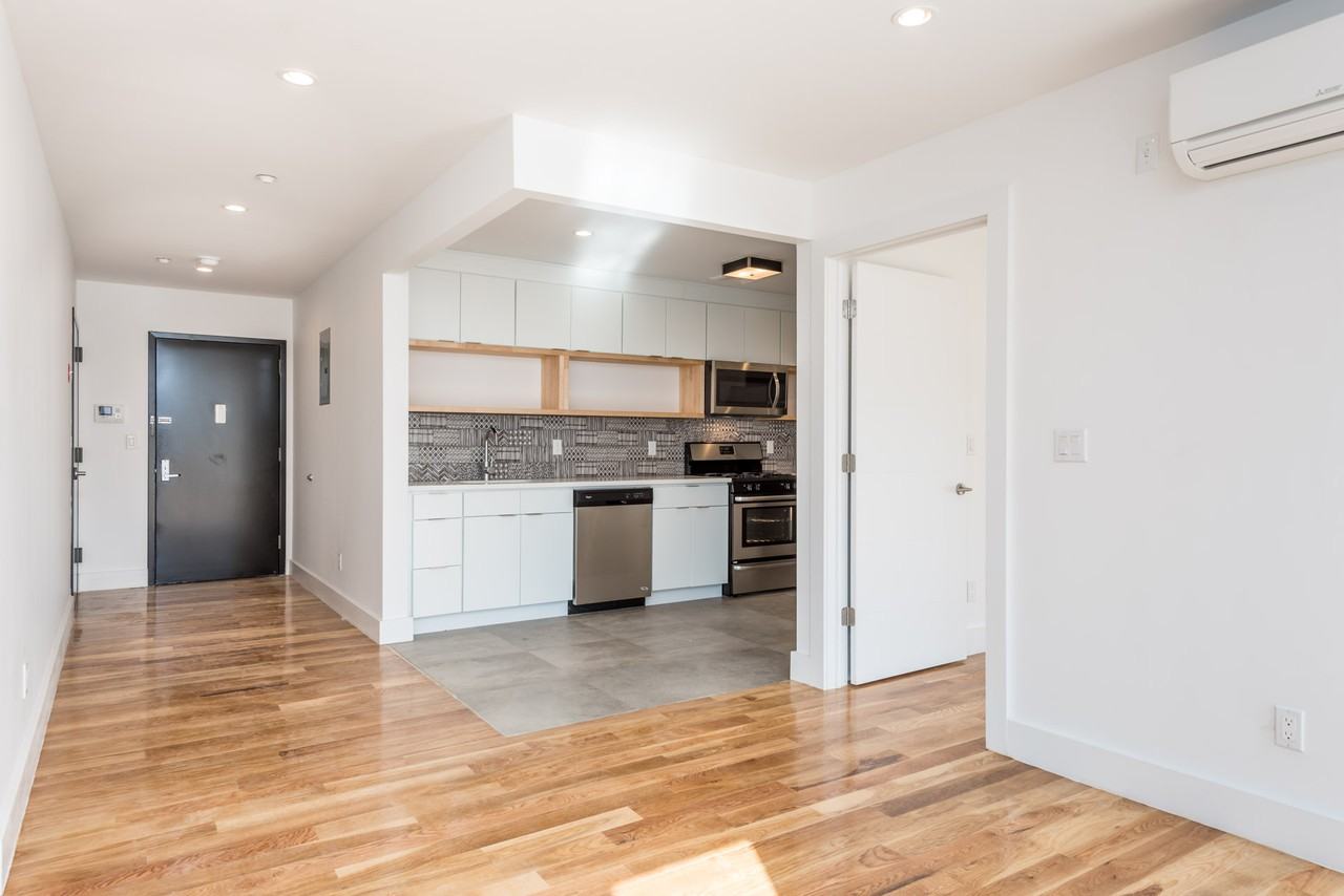 766 Lafayette Avenue #2a