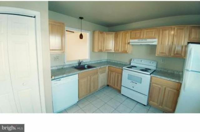 1142 Old Forge Rd - Photo 2 of 6