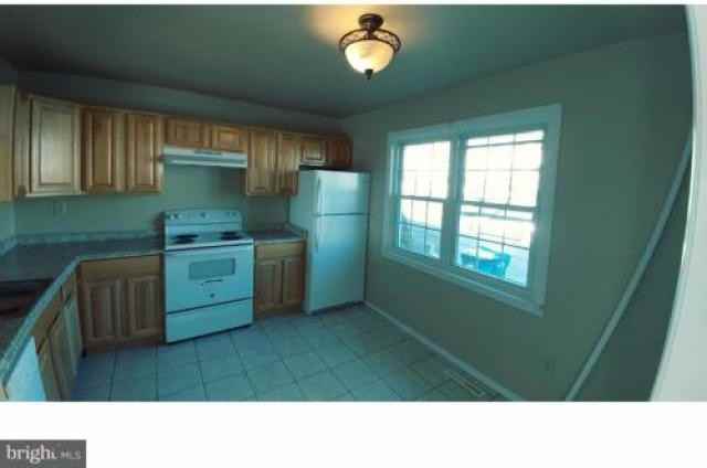 1142 Old Forge Rd - Photo 3 of 6