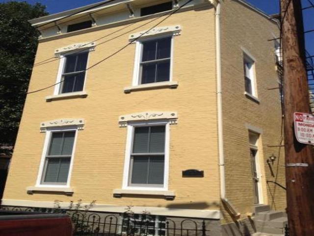 212 W 6th St - Photo 2 of 6