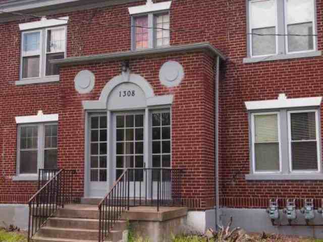 1308 Barret Ave - Photo 2 of 6