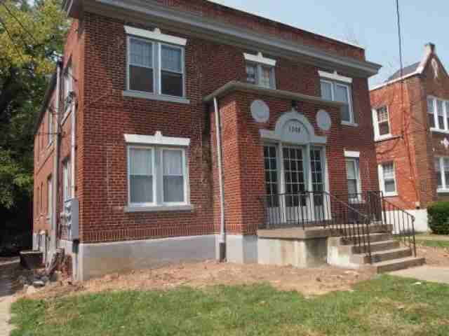 1308 Barret Ave - Photo 3 of 6