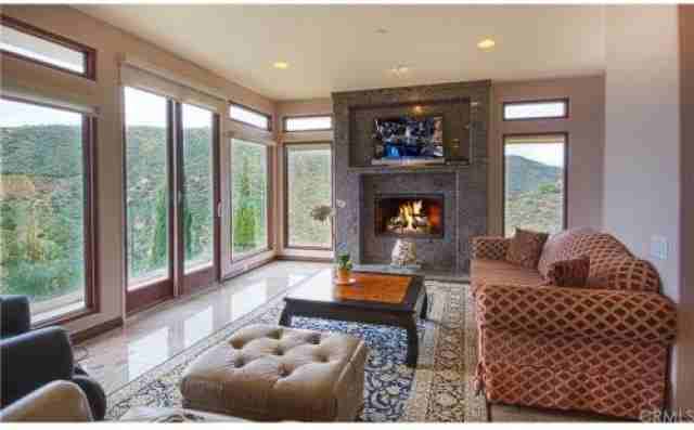 555 Emerald Bay - Photo 3 of 6