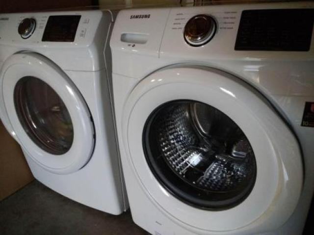 3038 Fairfax Ave - Photo 3 of 6