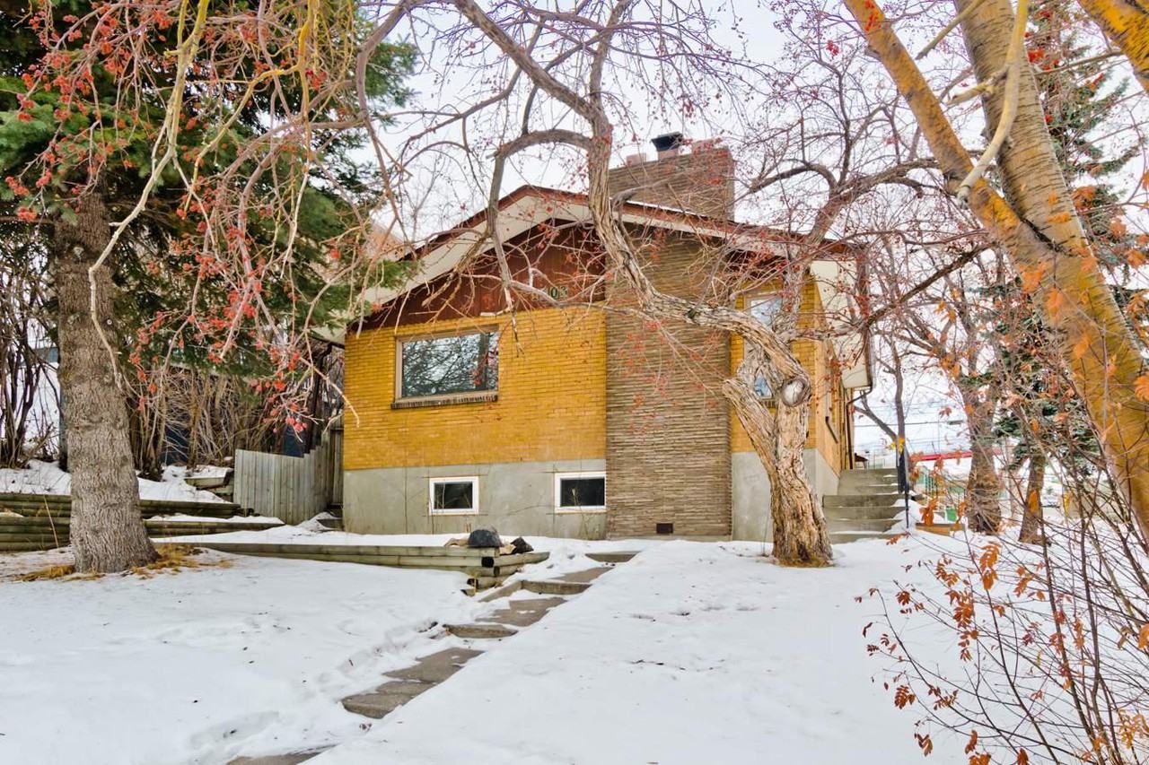 2503 12 Ave SW - Photo 2 of 31