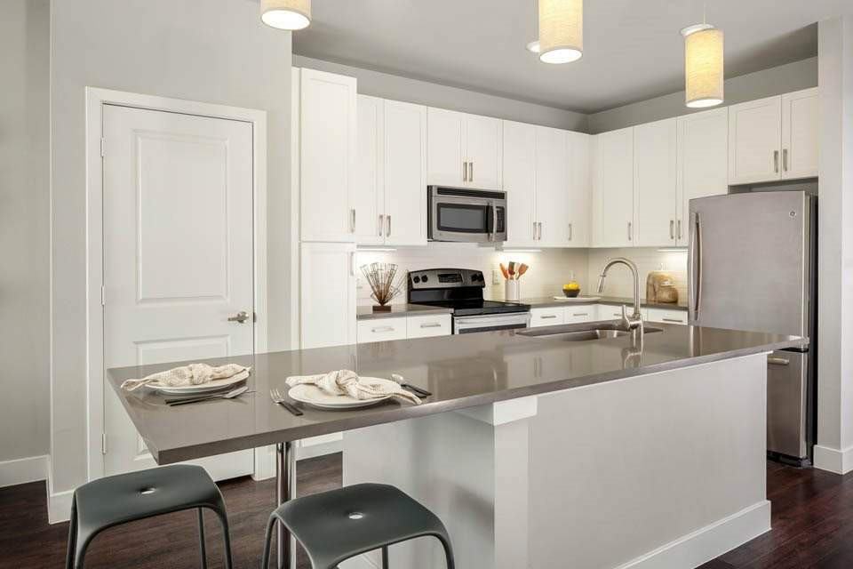 Bell Steiner Ranch - Photo 2 of 33