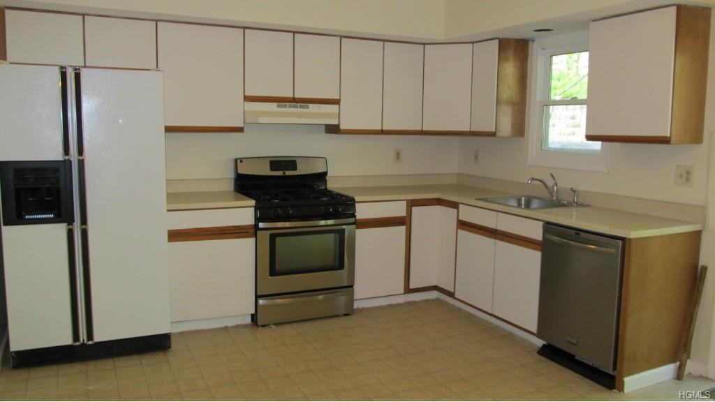 86 Foltim Way - Photo 2 of 11
