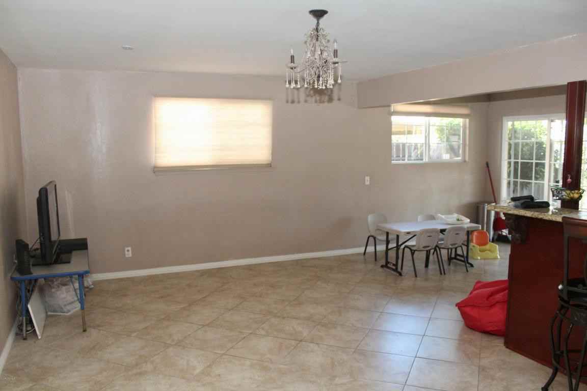 2530 Geronimo Dr - Photo 2 of 13