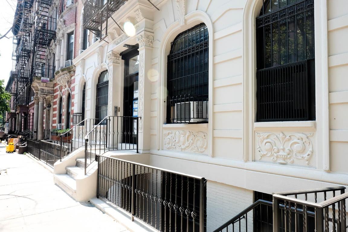 332-334 E 18 Street - Photo 2 of 7