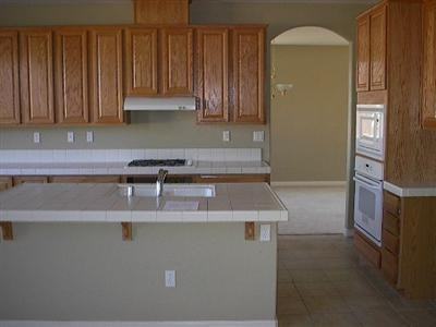 1507 Oasis Ln - Photo 3 of 7
