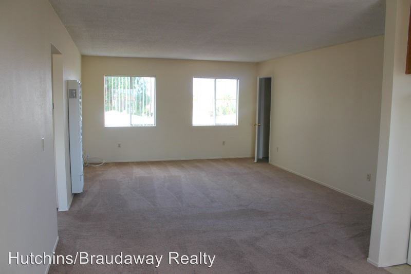 1023-1027 12th Street - Photo 2 of 7