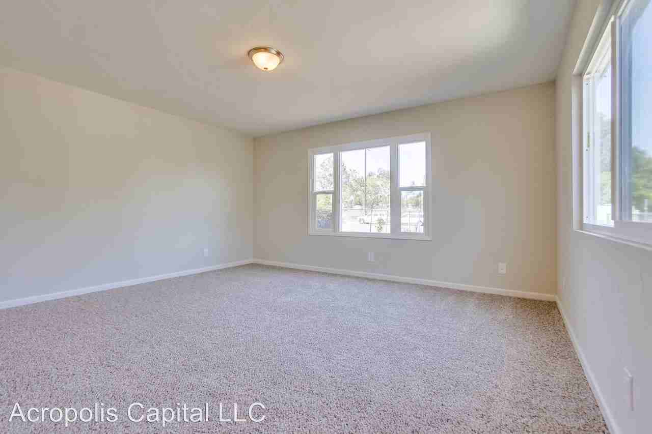 3123 Boston Ave - Photo 2 of 10