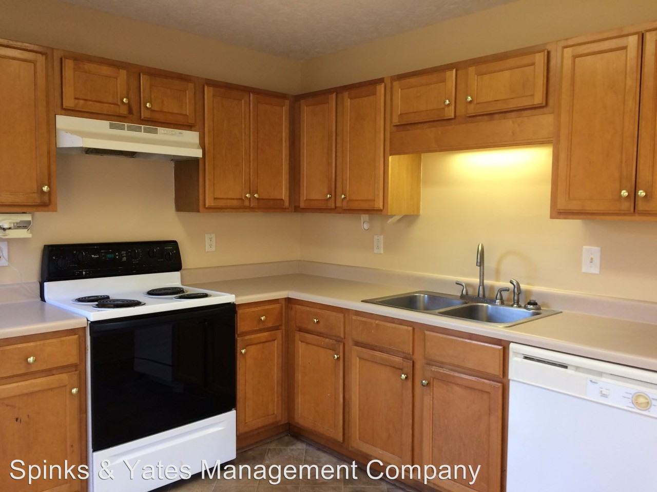 102 Yarmouth Ct - Photo 3 of 6