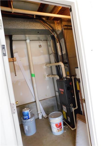 1206 Carthage Dr - Photo 7 of 41