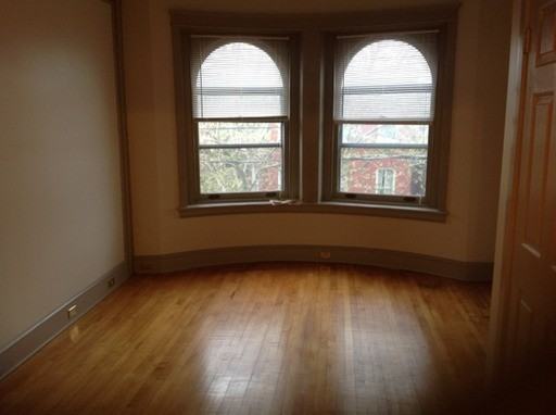 110 E Walnut St #32 - Photo 3 of 7