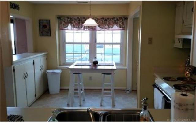 6432 Village Woods Ct - Photo 2 of 6