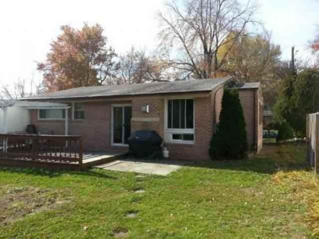 11103 Brandywine St - Photo 3 of 4