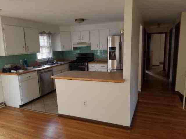 17 Tadmuck Rd - Photo 3 of 6