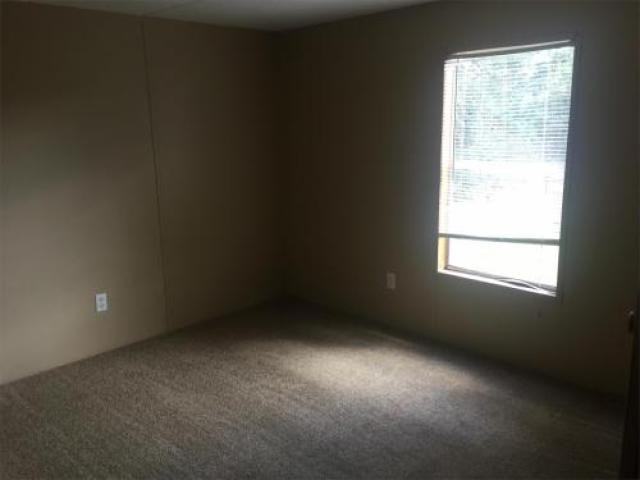 25 J T Barlow Rd - Photo 3 of 6