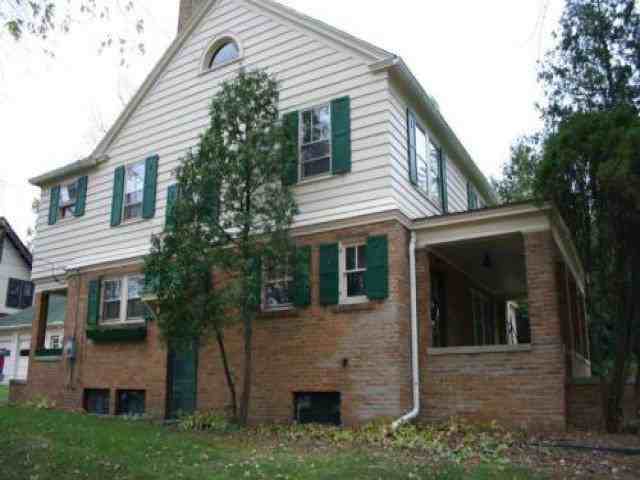 1003 W Huron St - Photo 3 of 6