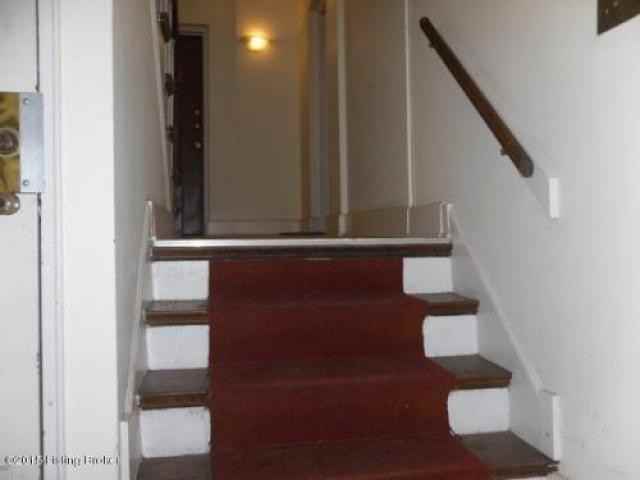 1321 Everett Ave - Photo 3 of 6