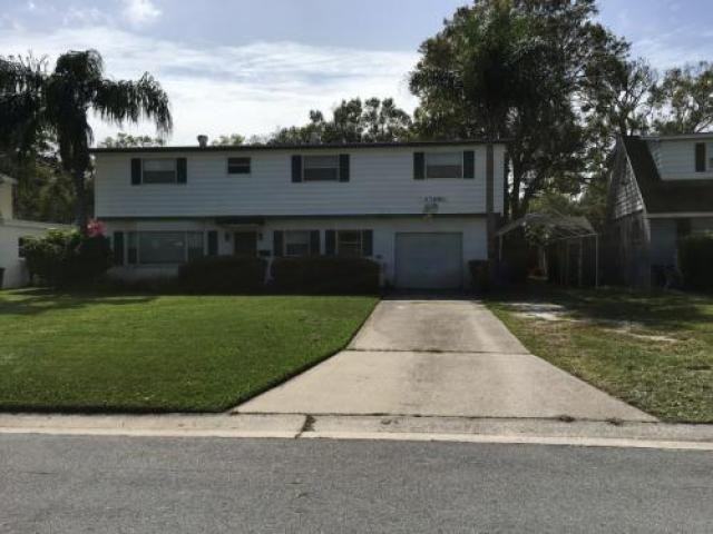 2748 64th Pl N - Photo 3 of 4