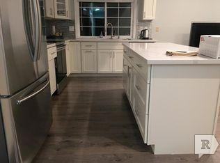 4233 St Croix Ct - Photo 3 of 7