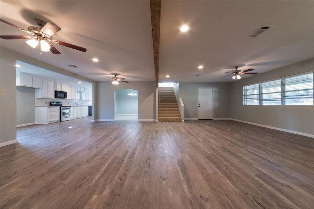 5185 Swallow Dr - Photo 3 of 6