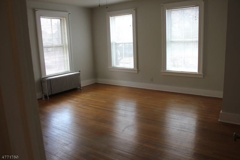 56-58 W Cliff St - Photo 3 of 12