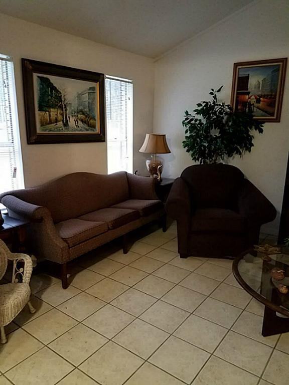 606 Pine Bough Ln - Photo 3 of 25