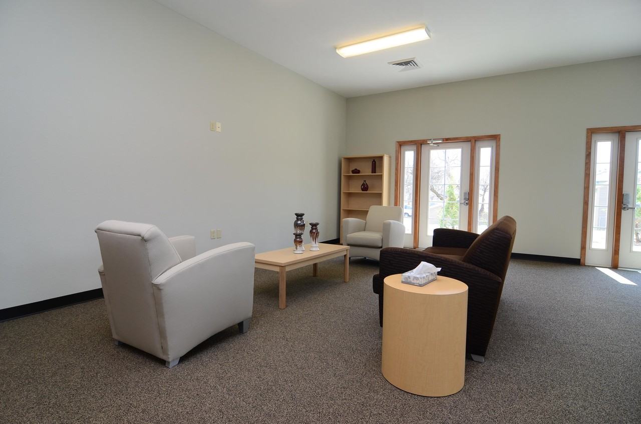 Seven Oaks Apartments - Photo 3 of 9