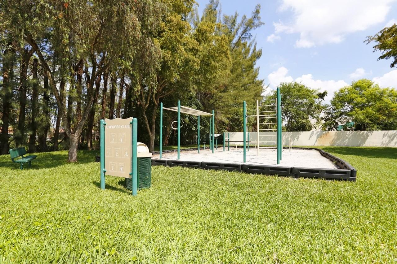 Cypress Club at Woodmont - Photo 3 of 17