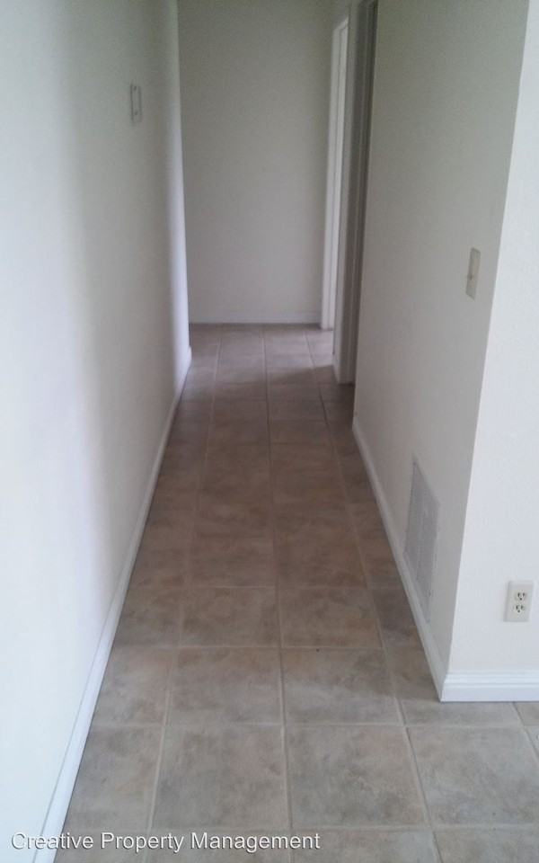 374 Mountain View Dr - Photo 3 of 8