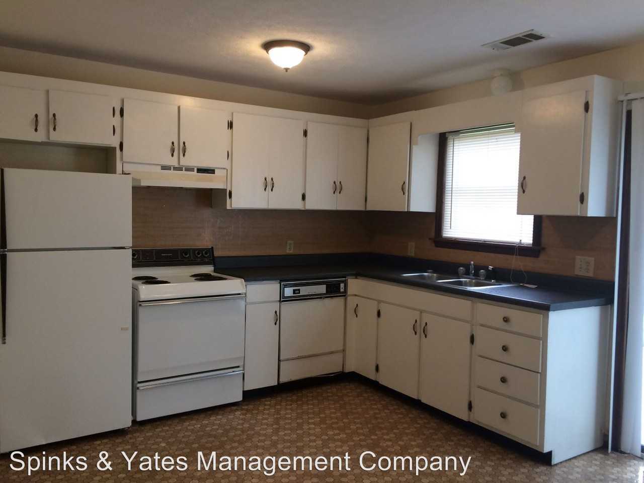 113 - 115 Northwoods Drive - Photo 2 of 6