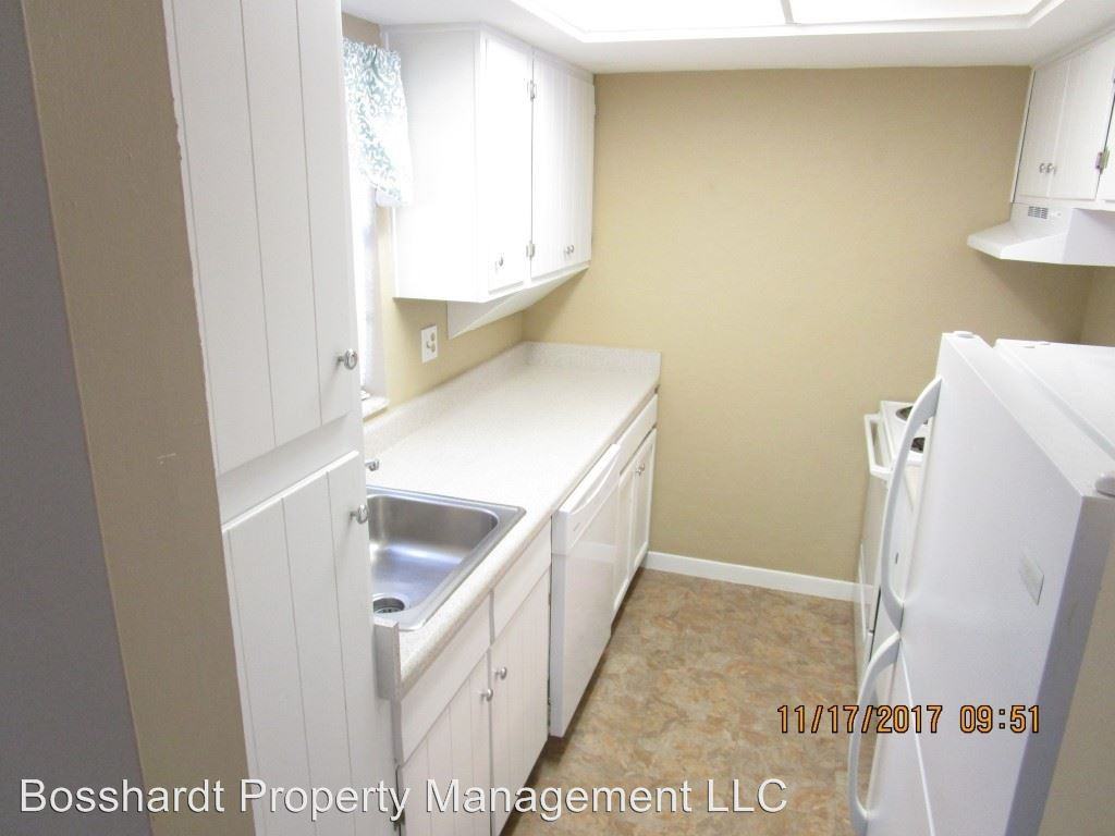 1548 SE 27th St - Photo 3 of 15