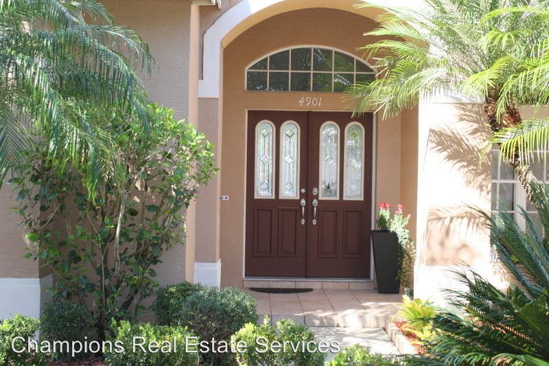 4901 Valley Field Dr - Photo 3 of 37