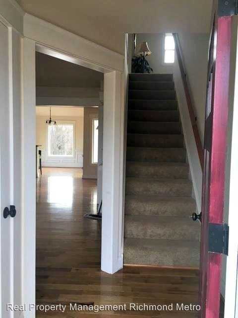 5901 Wilburn Estates Ct - Photo 3 of 44