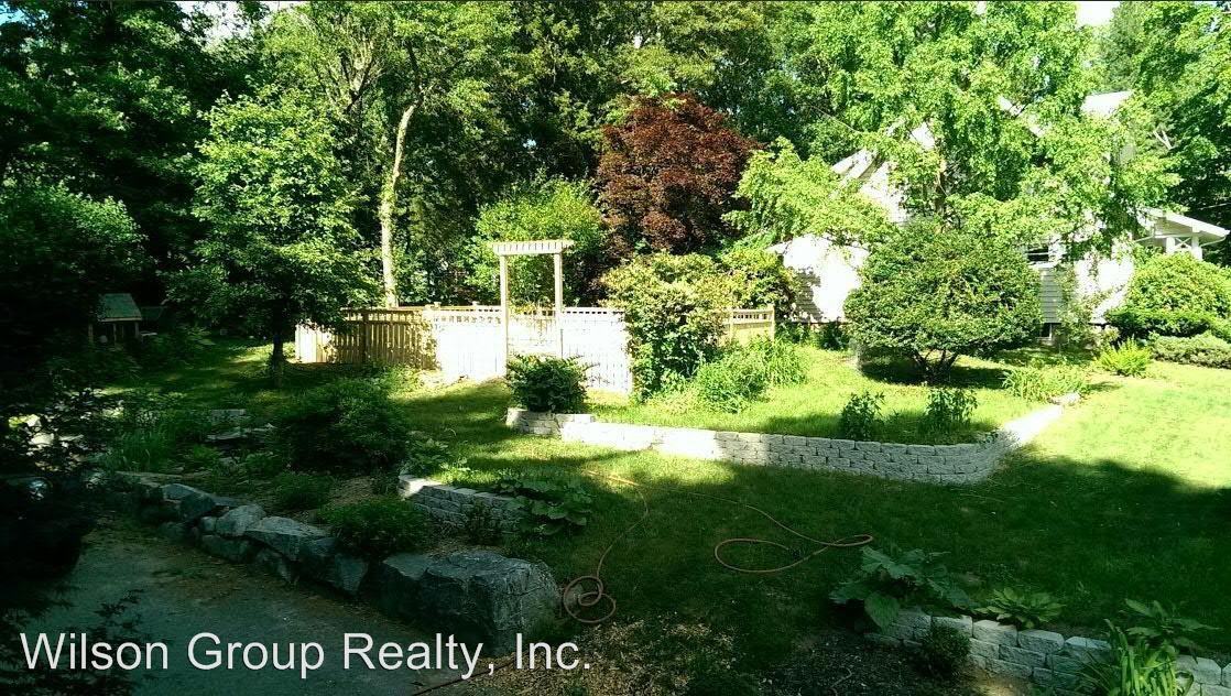 26 Maplewood Ave - Photo 3 of 27