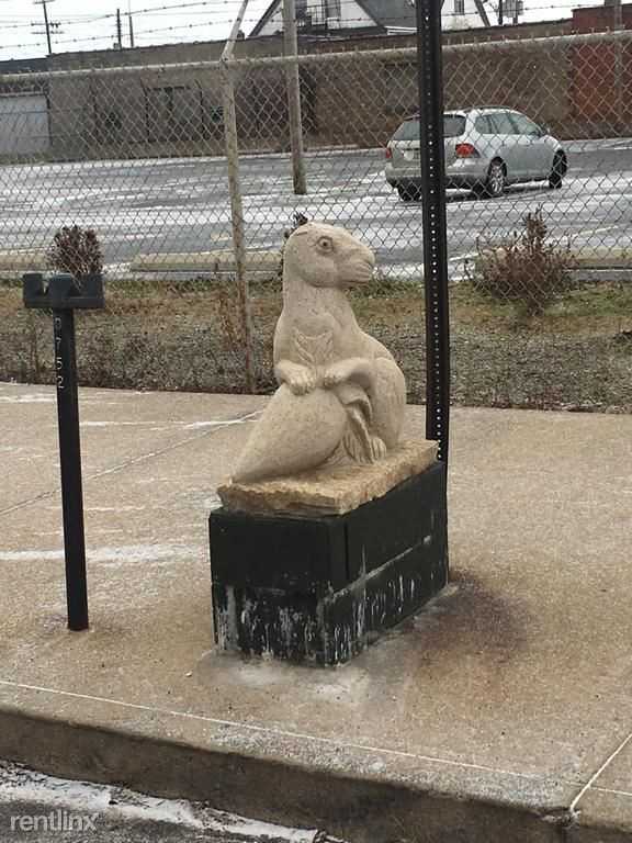 2150 Rockwell Ave #B - Photo 3 of 14